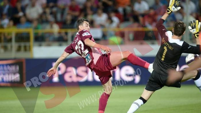 Trică, în fața primului trofeu ca antrenor: "Îi felicit pe băieți, urmează Petrolul. Dacă rămân? Povestim după finală!"