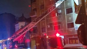 Explozie într-un bloc de pe strada Dionisie Lupu din București în care locuiesc un fost premier al României și vicepreședintele ANS