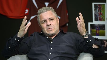 Mesajul lui Șumudică pentru elevii lui Dică: "Ar fi o mare rușine dacă nu s-ar califica!"