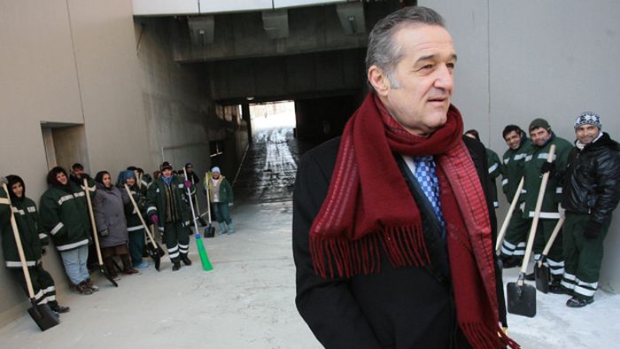 Becali a uitat de Steaua!** "Nu vin la meci dacă nu termin treaba! Nu va mai exista nicio oaie înzăpezită în Vrancea"