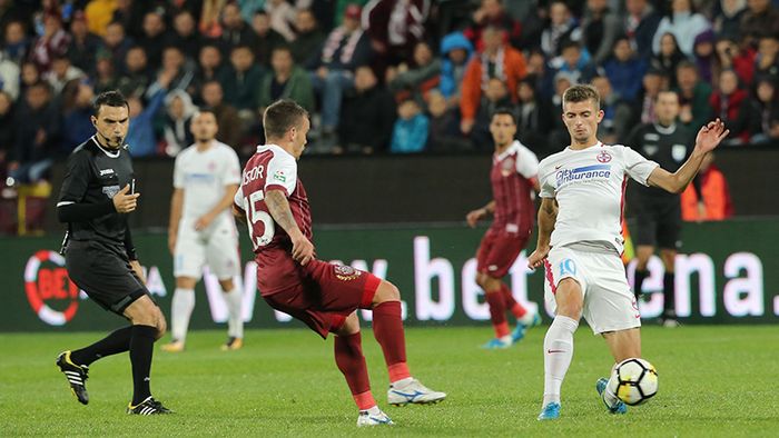 EXCLUSIV | Eroarea făcută de Hațegan despre care nu s-a spus nimic până acum. FCSB acuză: "Ne-a scos un om de joc!"