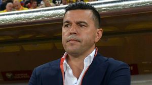 Cosmin Contra, alesul lui Şucu şi Angelescu. S-a aflat de ce a răbufnit Şumudică