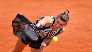 Simona Halep, prima reacție după eliminarea de la Roland Garros: "A fost imposibil de jucat! Am fost aproape să mă accidentez la spate"