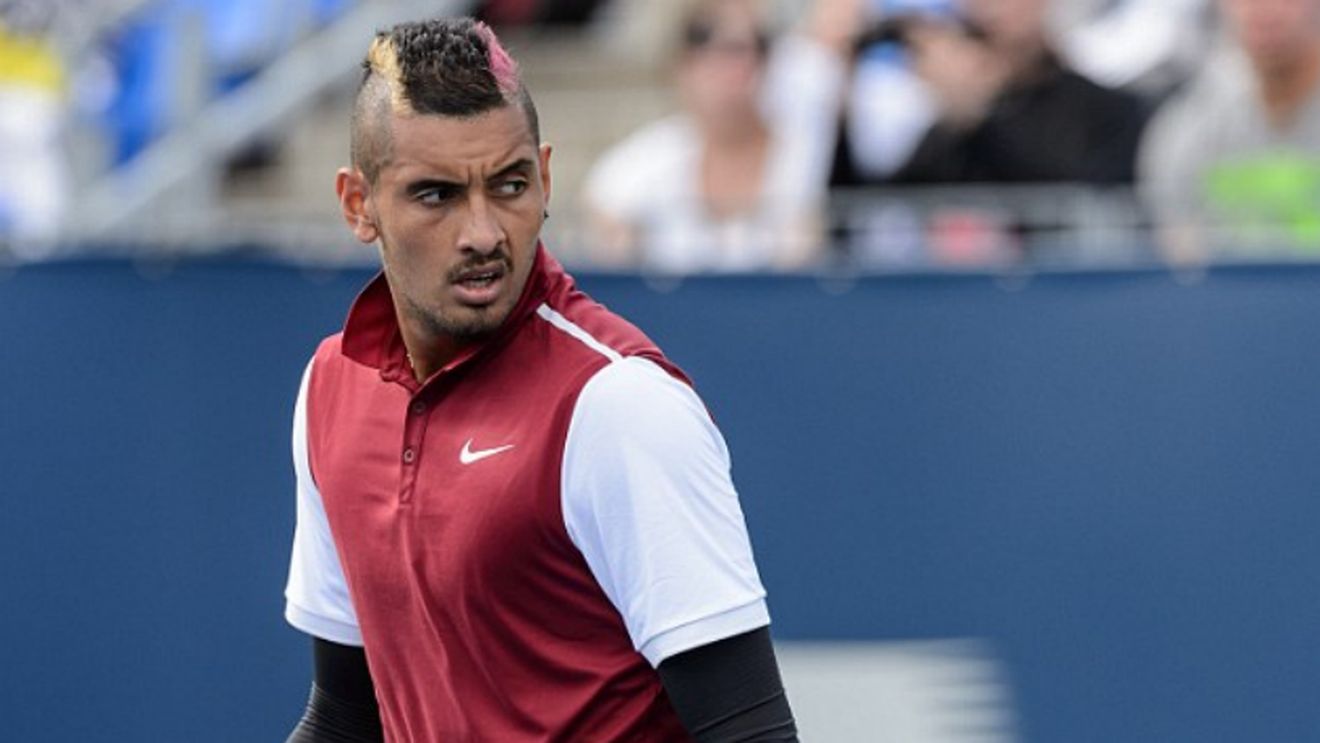 Nick Kyrgios și-a dat din nou în petec. Australianul a jignit un copil de mingi și s-a certat cu cameramanii la Shanghai