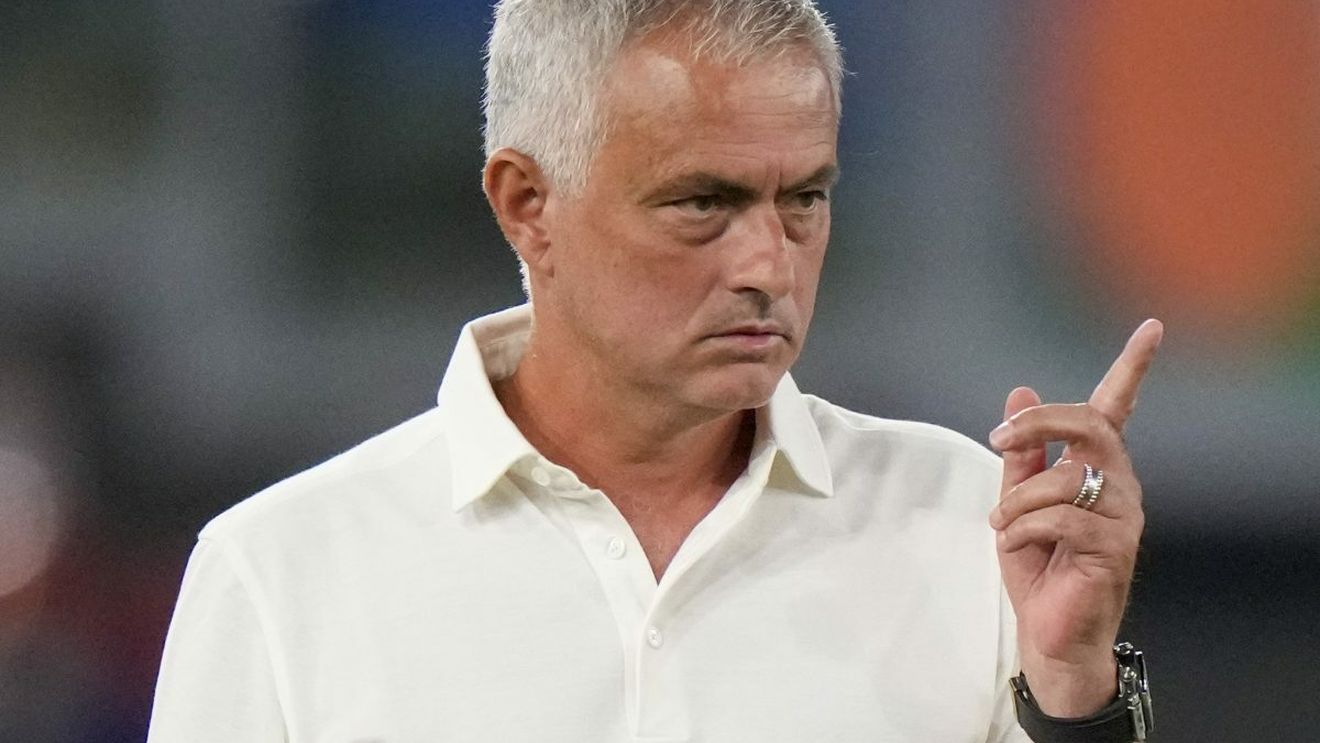 Declarație fabuloasă a controversatului Jose Mourinho, după înfrângerea la scor a Romei din deplasarea de la Udinese: „Mai bine să pierzi o dată cu 4-0 decât de patru ori cu 1-0”