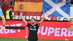 Imagini cu puternic impact emoțional pentru dinamoviști! Ce le-a transmis Alex Chipciu „câinilor” după ce tot stadionul l-a jignit: „10 ani v-am…”. EXCLUSIV