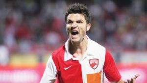 Poveste din "Bronx":** N'Doye l-a așteptat o oră pe Bratu!