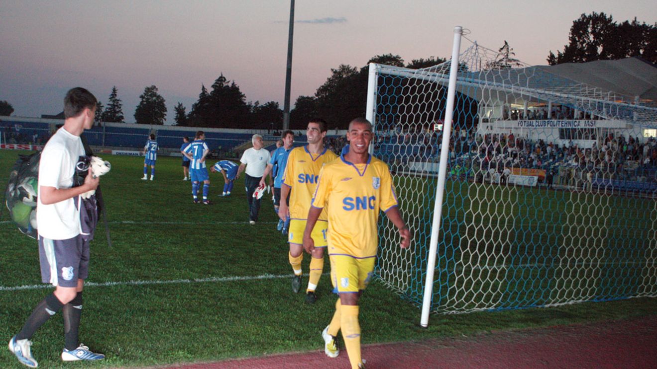 Se rejoacă Poli - Farul ?