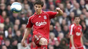 Juventus îl vrea pe Xabi Alonso