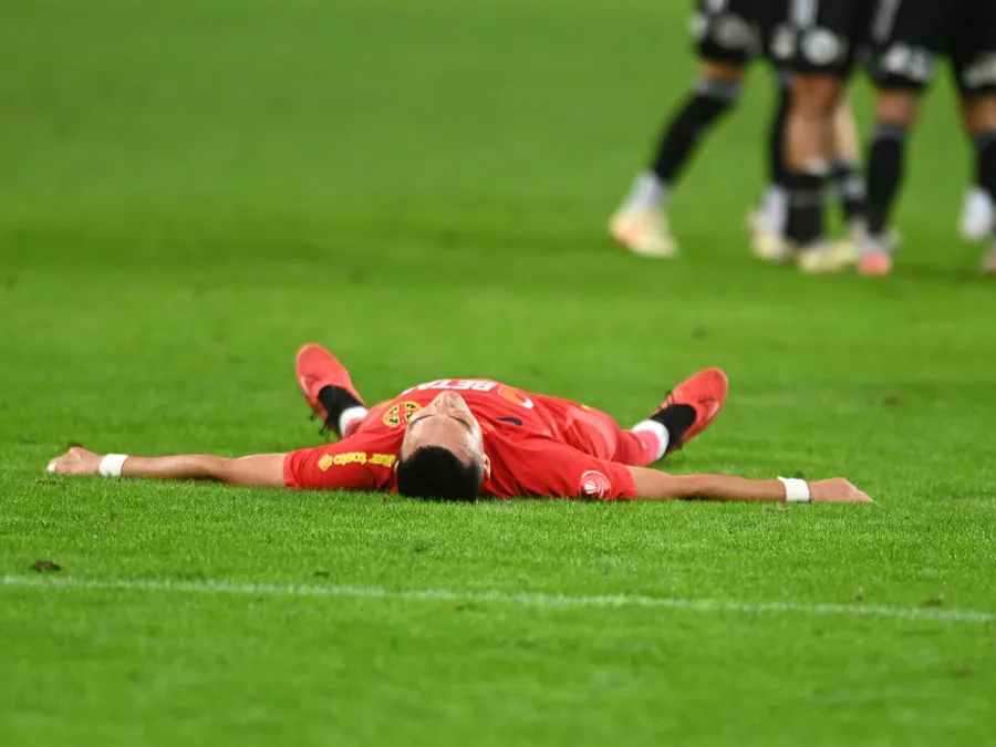 Tragedie pentru Adrian Șut. Fotbalistul lui FCSB și-a pierdut tatăl, după derby-ul cu Dinamo