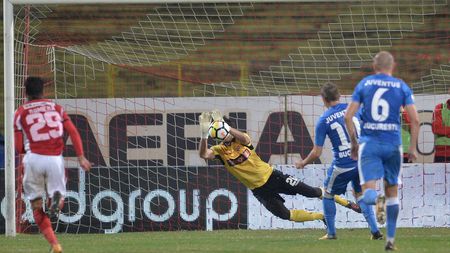 Absentul lui Dinamo s-a întors. FOTO | Penedo a revenit în țară și a explicat de ce a întârziat opt zile la pregătirile "câinilor", care se află deja în Cipru: "Am scutire"