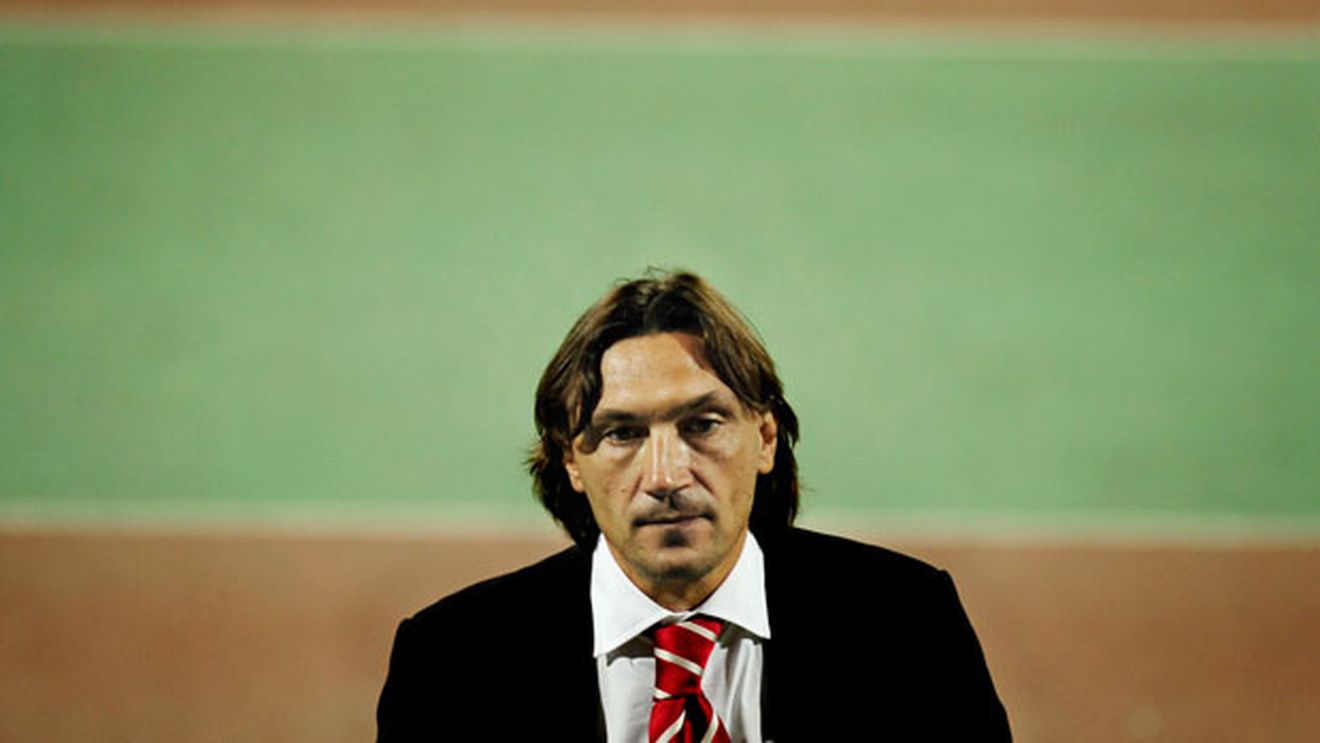 ULTIMA ORĂ‚ - Bonetti este șicanat serios de conducere:** i-au dat programul peste cap pentru a trage de timp! Cum vor acționarii să-l îndepărteze pe italian