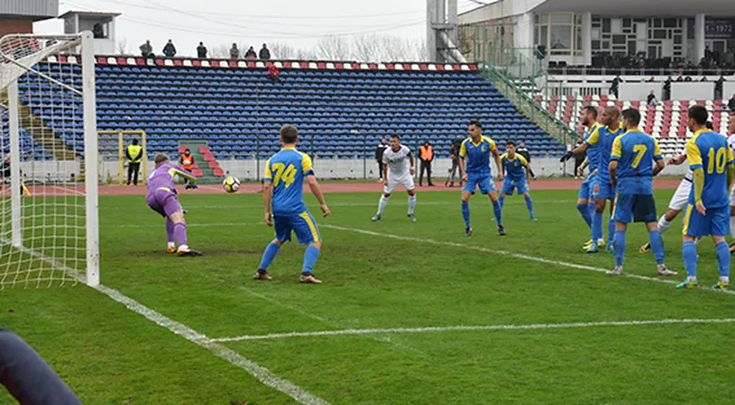 Un nou meci de infarct în Trivale!** FC Argeș a obținut cu mari emoții victoria în fața Olimpiei. Arbitrul a dictat un penalty inexistent