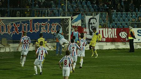 I s-a propus un post în conducerea clubului:** "Este foarte greu să renunț la cariera de fotbalist!" Ce spune de scandalul de la U-19