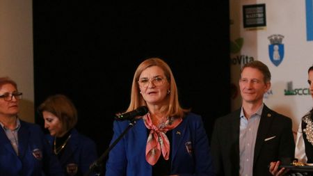 Reacția Elisabetei Lipă despre plângerea la DNA în care e acuzată că a premiat pentru medaliile olimpice bucătari, tâmplari şi ospătari: "Nu au zile libere. Am conştiința împăcată"