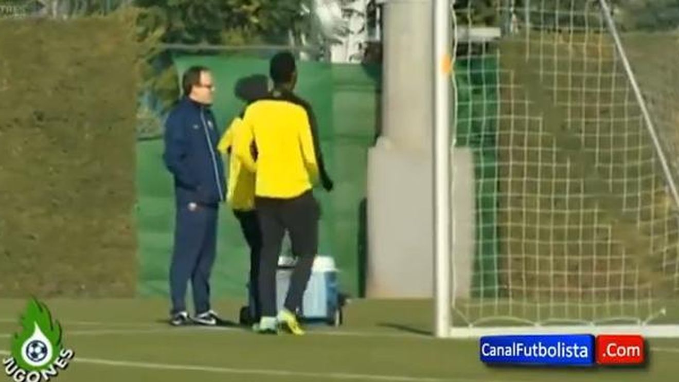 VIDEO Neymar l-a umilit pe Alex Song de două ori în doar câteva secunde! Cum l-a păcălit brazilianul pe colegul său