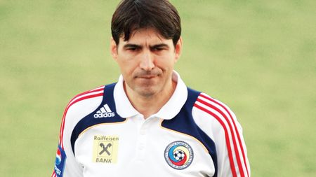 Pițurcă: "Am făcut prea repede pasul înapoi" TU CE CREZI?