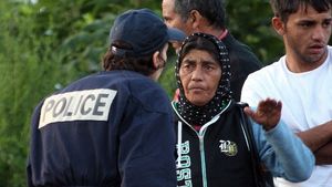 Fanii francezi se bucură: "Nu vor fi români în tribune, Sarkozy i-a trimis pe toți acasă!"