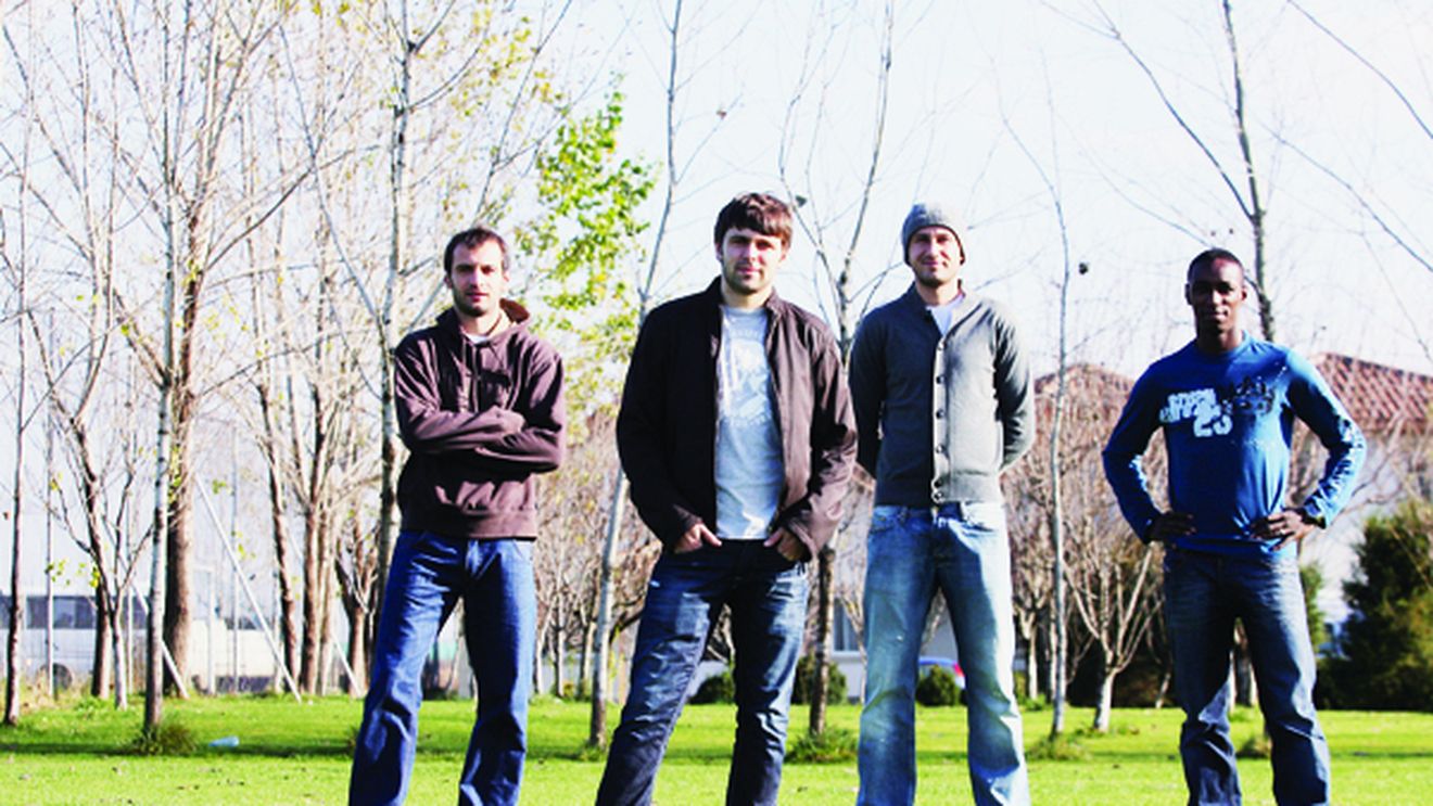 Doar ei au mai rămas! "Suntem supraviețuitorii Apocalipsei!"