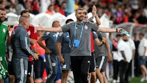 „Ciobi” e alesul! Conducerea lui Dinamo a discutat, față în față, cu Florin Bratu, Ionuț Badea și Ionuț Chirilă, însă răspunsul lui Liviu Ciobotariu pare hotărâtor! „Mai sunt mici reglaje de făcut” | EXCLUSIV