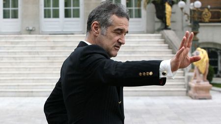 Becali a cedat nervos:** "Da, mă bag peste antrenor! Și ce dacă!?! Respect doar LEGEA Becali: vii la Steaua, mă bag peste tine!"