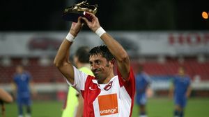 Dănciulescu împlinește 34 de ani!** Transmite-i un mesaj de felicitare!