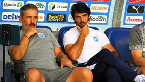 Filipe Coelho, făcut praf de un fost jucător al Stelei: „Ciocu' mic, dacă ai fi bun, nu ai antrena la noi!”