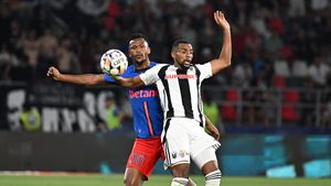 Lovitură grea încasată de echipa din Superliga! Jucătorul este OUT pentru cel puțin o lună, după ce s-a accidentat într-un meci amical: „Fractură de antebraț!”