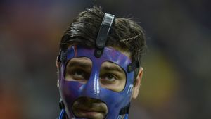 Fotbalul e poezie. Rusescu, singurul jucător al Stelei care se bucură de relansarea campionatului: "Devine din ce în ce mai frumos, se bat două echipe pentru titlu"