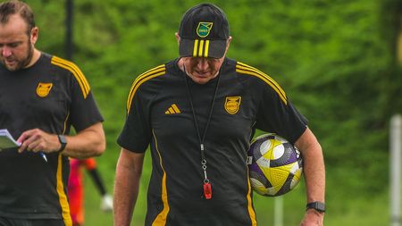 Selecționerul și-a dat demisia înaintea barajului intercontinental pentru Cupa Mondială: „E mai bine să plec”