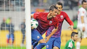 Pe hârtie, Steaua a dus deja recordul la 6 victorii consecutive. Chiricheș valorează aproape cât tot primul "11" al lui Dinamo