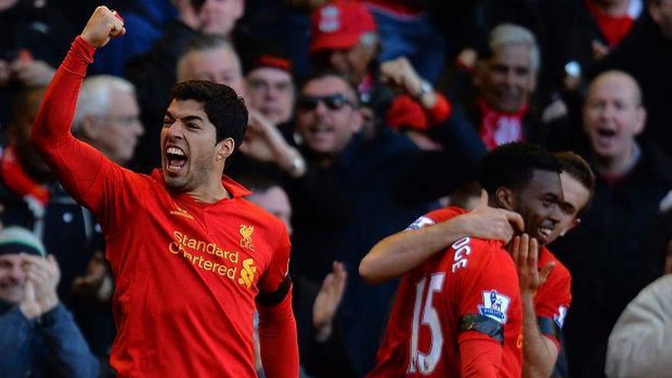 Ce a decis clubul Liverpool în privința lui Suarez,** după ce atacantul l-a mușcat de braț pe Ivanovici: