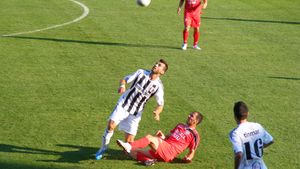 Cutremur la Ploiești!** "Selymes și zece jucători, afară!"