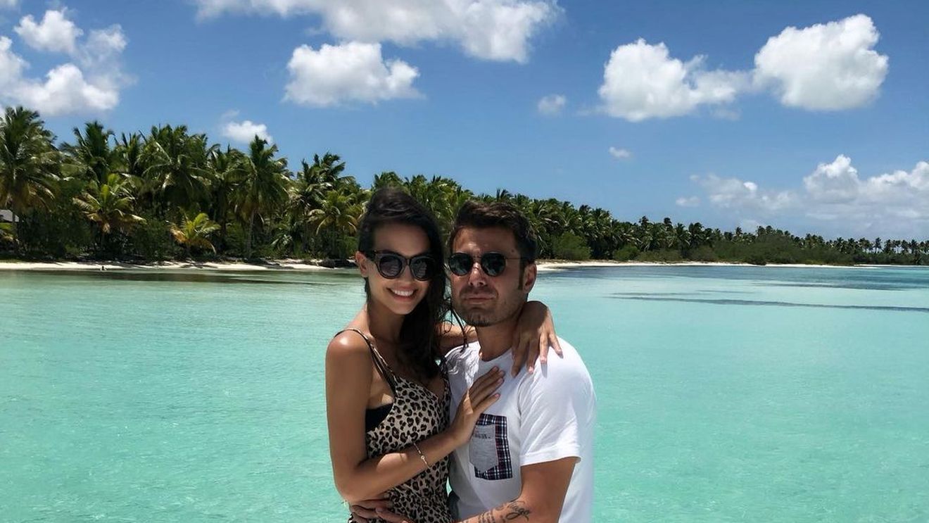 Soacra lui Adrian Mutu e doar cu 8 ani mai mare decât fostul fotbalist! Mariana arată spectaculos la 53 de ani. GALERIE FOTO