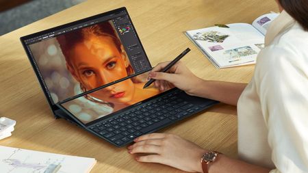 Concurs 10 ani de ASUS ZenBook: inovație și atenție la detalii