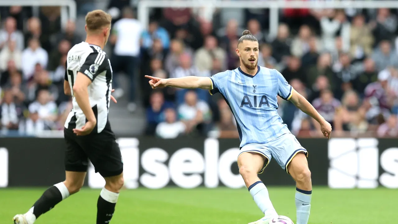 Nota lui Radu Drăguşin din Newcastle - Tottenham 2-1! Au punctat tot ce a făcut românul