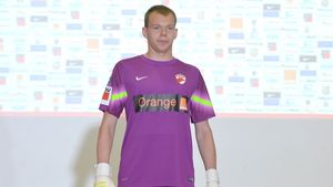 Fericit că a închis poarta la primul meci pentru Dinamo, Cerniauskas a anunțat obiectivul "câinilor": "Calificarea în play-off. După, vedem..."