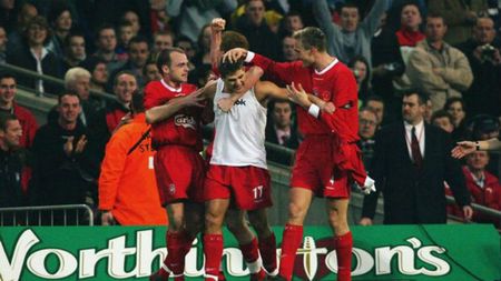 "Steaua e numai una" are corespondent în Anglia. O legendă a lui Liverpool a cântat "Glory, Glory Man United" pentru a pleca mai devreme de la job. VIDEO 