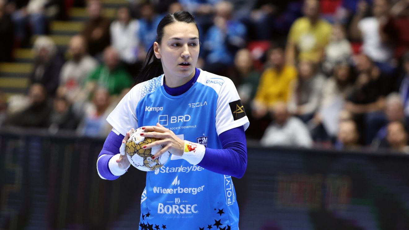 Cristina Neagu, gest urât la ultimul meci din carieră în Liga Campionilor: a aruncat mingea spre unul dintre arbitri
