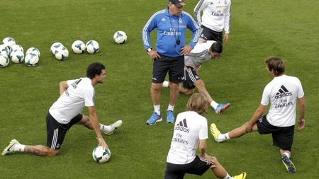 În vară s-a lăsat cu lacrimi! Coentrao ratează pentru a doua oară 'visul' United