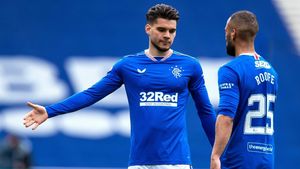 Steven Gerrard, dilemă în privința lui Ianis Hagi. Cum vrea să îl reinventeze pe jucătorul român, din sezonul viitor