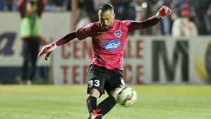 ASA a cedat abia în minutul 84. Stăncioiu: "Ne pare rău că am pierdut pe final". Portarul mureșean, despre golul lui Popa: "Am dormit puțin la acea fază"