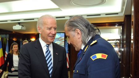 Ilie Năstase, cel mai tare ambasador al României: „Mă duc să îl vizitez pe Joe Biden la Casa Albă. A vrut să mă cunoască!" Scrisoarea memorabilă a președintelui SUA | EXCLUSIV