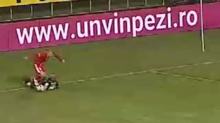 Cea mai controversată fază a meciului FC Botoșani - Dinamo. Cum puteau moldovenii să primească penalty
