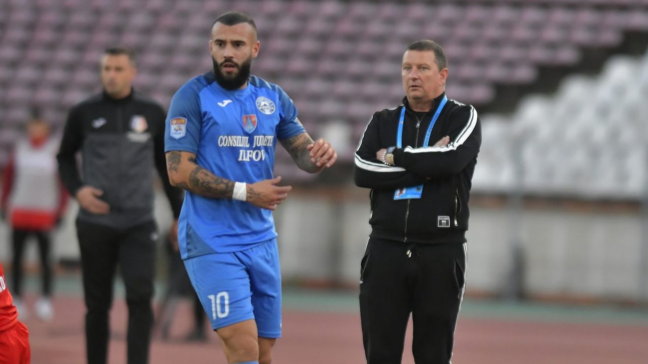 Ionuț Chirilă a văzut iar „alt meci!” Reacție halucinantă după eșecul cu UTA: „Dacă scoatem golurile, a fost un joc egal!” Cum și-a desființat portarul