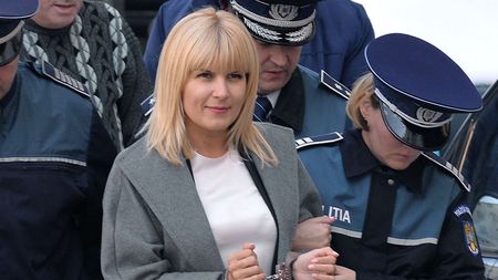 Răsturnare de situație în cazul Elenei Udrea: "Așa a vrut Dumnezeu". Decizia luată de fostul ministru, după fuga în Costa Rica