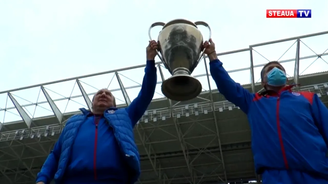 Cupa Campionilor Europeni, din nou în Ghencea! Bumbescu și Iovan au ridicat iar trofeul pe stadionul Steaua | VIDEO