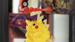 Nebunia Pokemon a ajuns în București! CANCAN a fost în locul unde se adună sute de pasionați