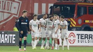 Rețetă de 3-3 cu dureri de cap pentru FCSB, salvată cu FC Hermannstadt de Miculescu: puneți Chițu la 34 de ani, Stancu venit de la ultimul loc din Liga 2, blocaj roș-albastru și nervii lui Bîrligea. Cronică de Gabriel Berceanu  