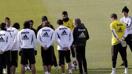Strategie sau încredere oarbă?** Mourinho duce nebunia până la capăt! Spaniolii au rămas MASCĂ‚: așa vrea să detroneze Barcelona